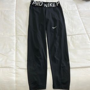 Nike Pro Capri Leggings